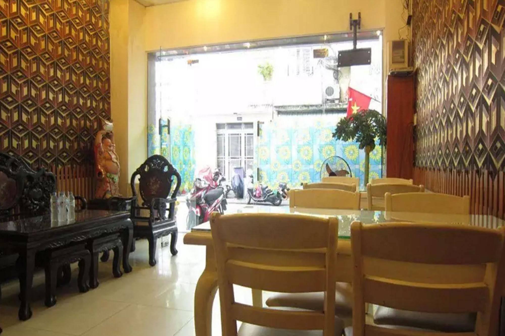 Khách sạn Ava Saigon 3